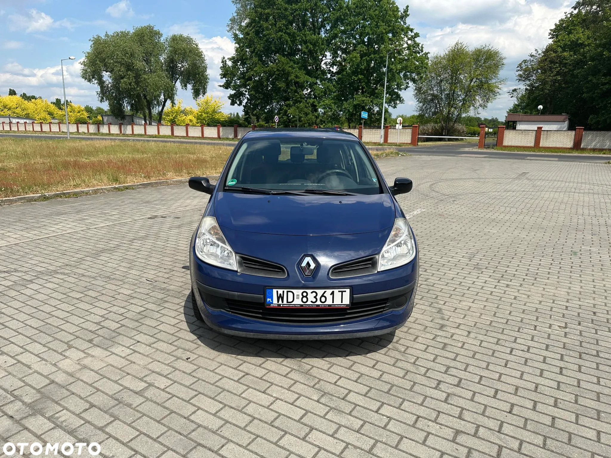 Renault Clio 1.2 16V Authentique - 3