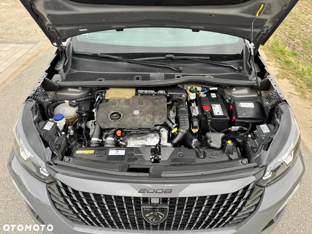 Peugeot 2008 BlueHDi 130 EAT8 Allure - 11