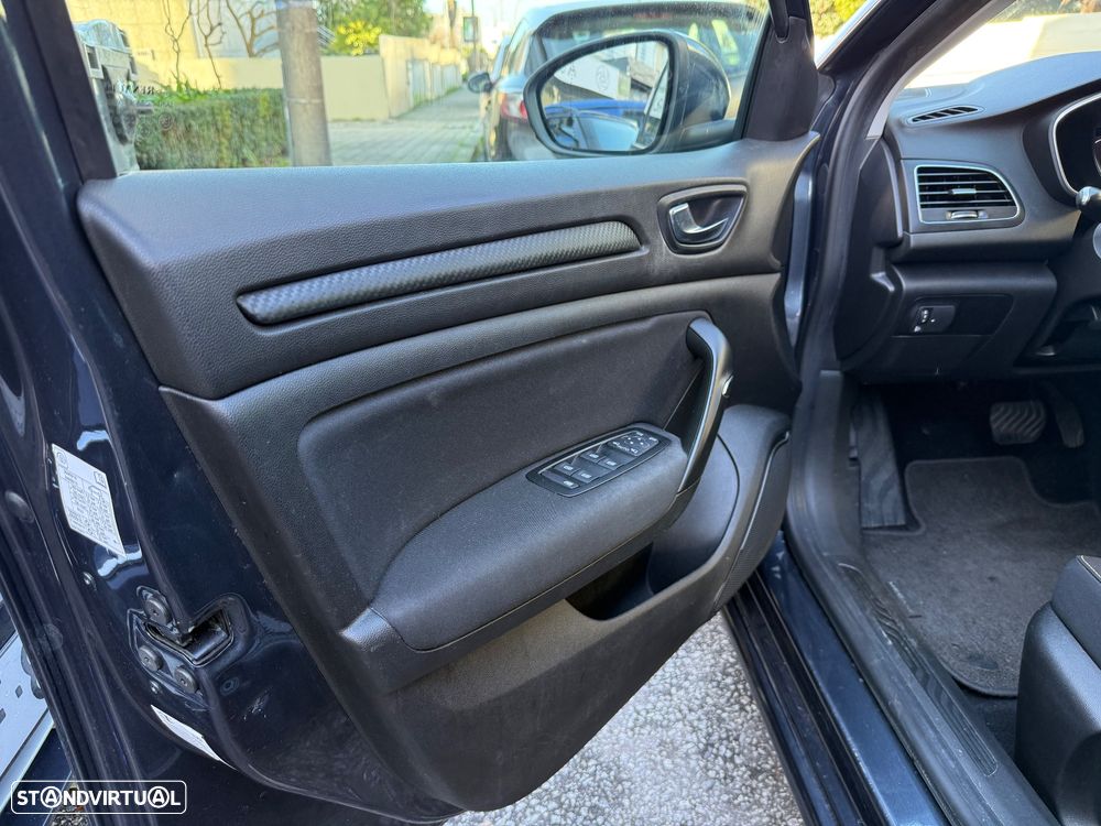 Renault Mégane Sport Tourer ENERGY dCi 110 EDC BUSINESS - 16