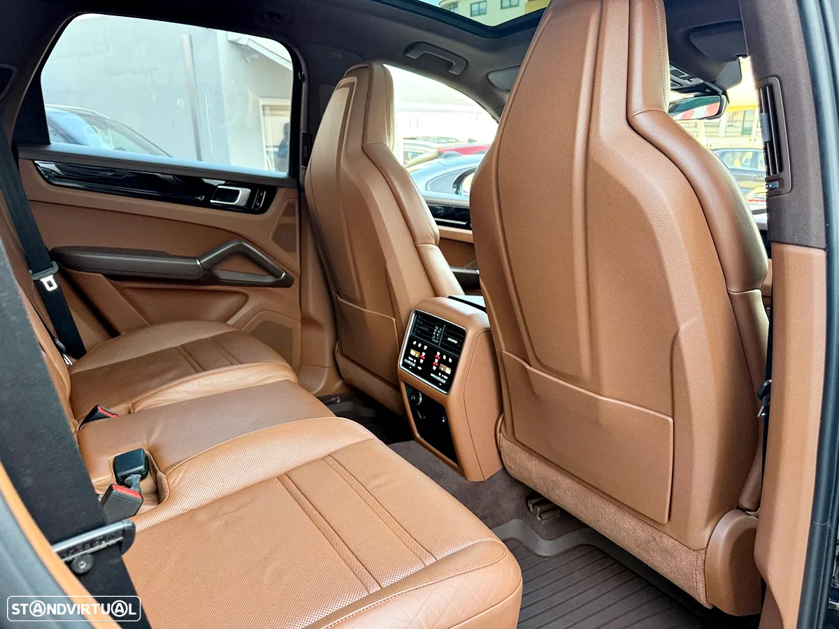Porsche Cayenne E-Hybrid - 35