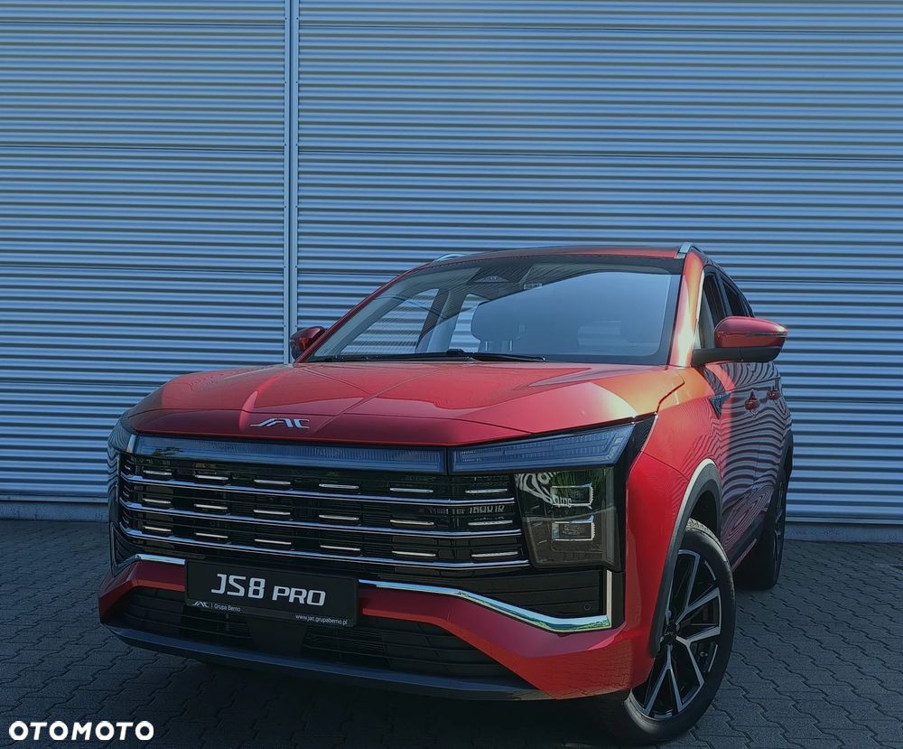 JAC JS8 - 10
