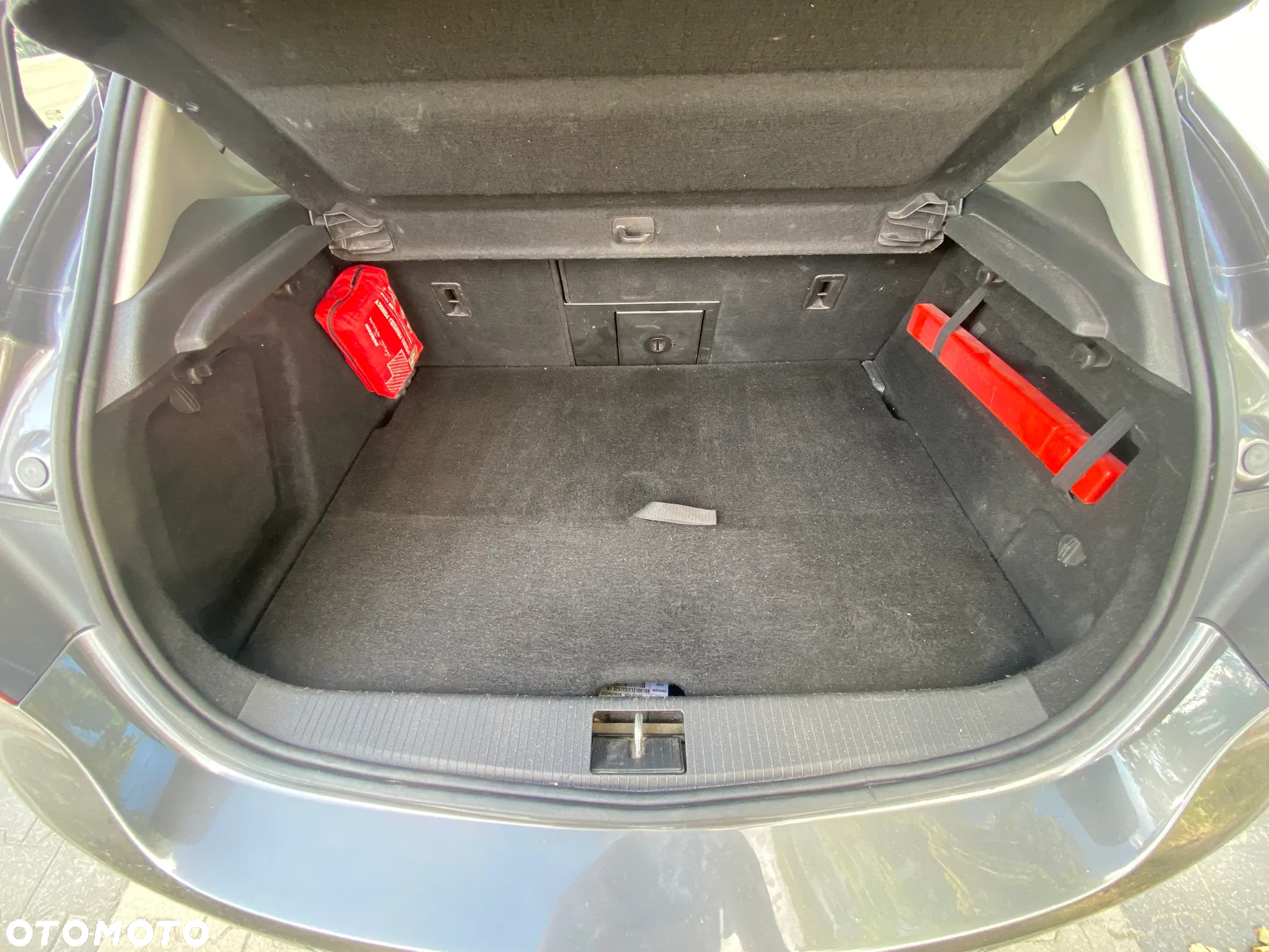 Opel Astra IV 1.6 T Sport - 11