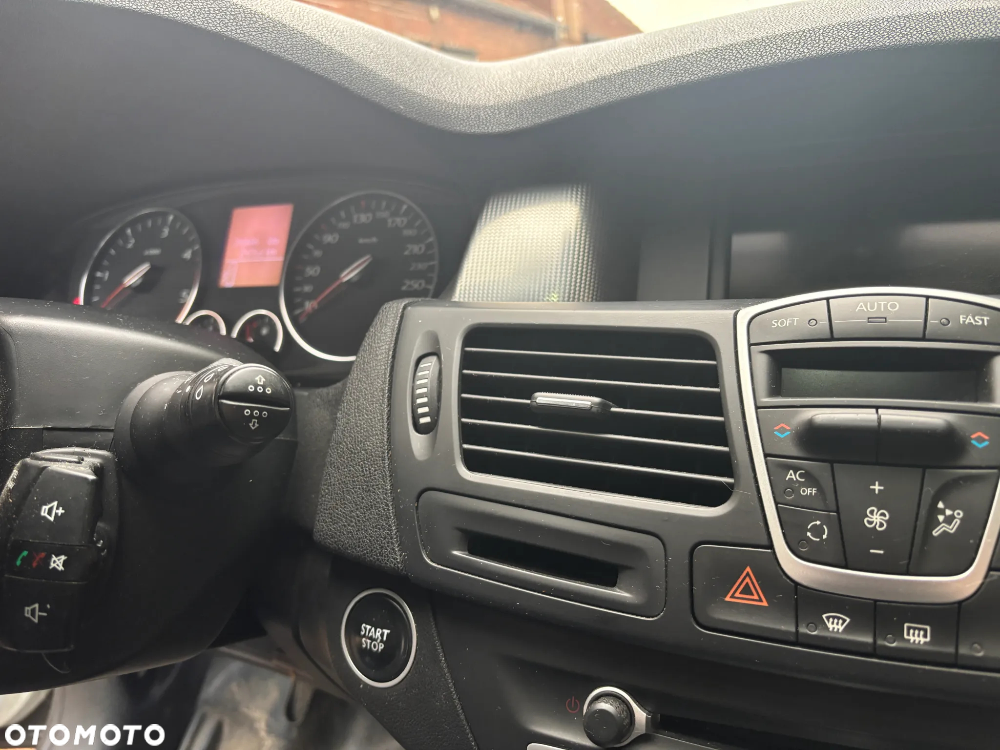 Renault Laguna 2.0 dCi Bose Edition - 20