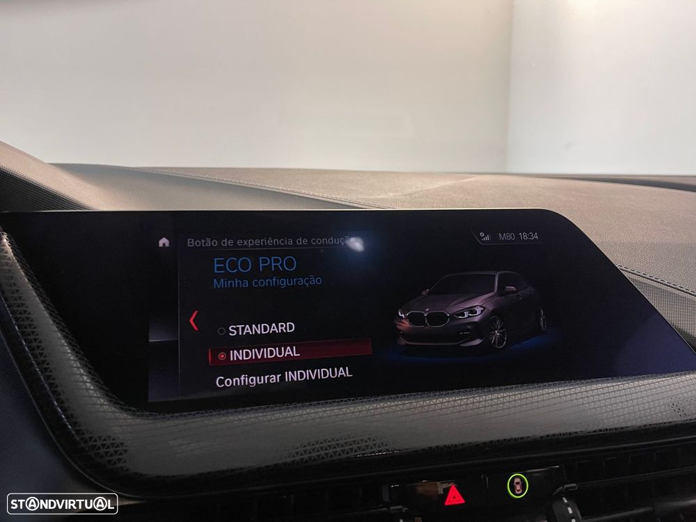 BMW 116 d Pack Desportivo M - 23