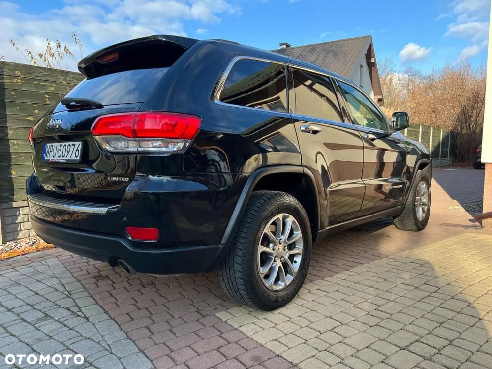 Jeep Grand Cherokee - 12