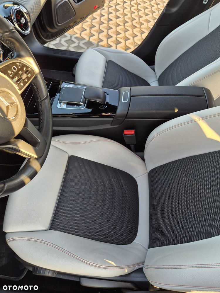 Mercedes-Benz Klasa A 180 7G-DCT Advanced Progressive - 18