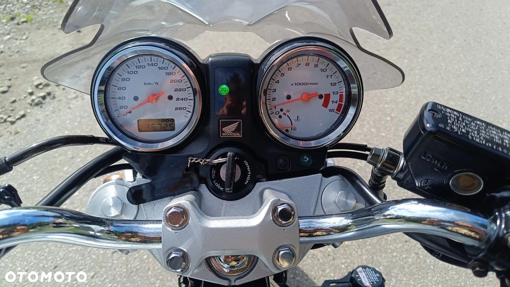 Honda CB - 7