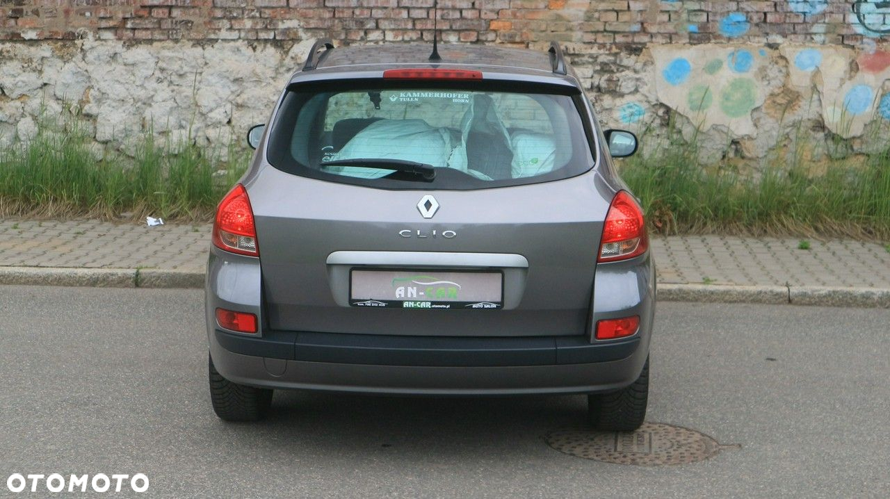 Renault Clio 1.2 16V 75 Collection - 33