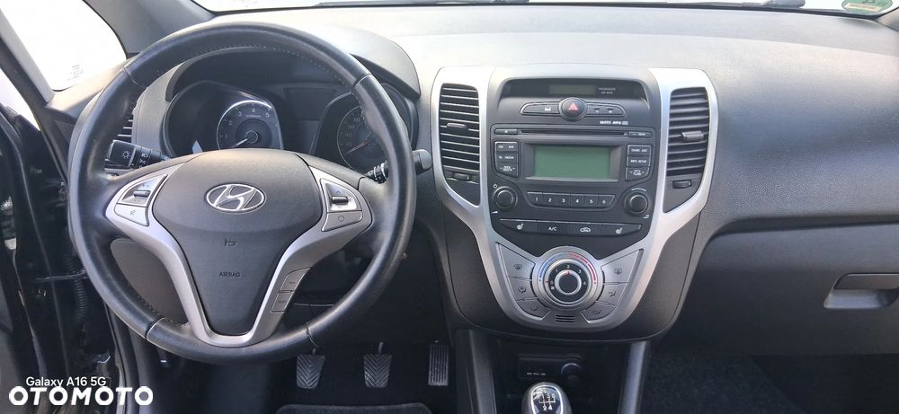 Hyundai ix20 1.4 blue Comfort - 16