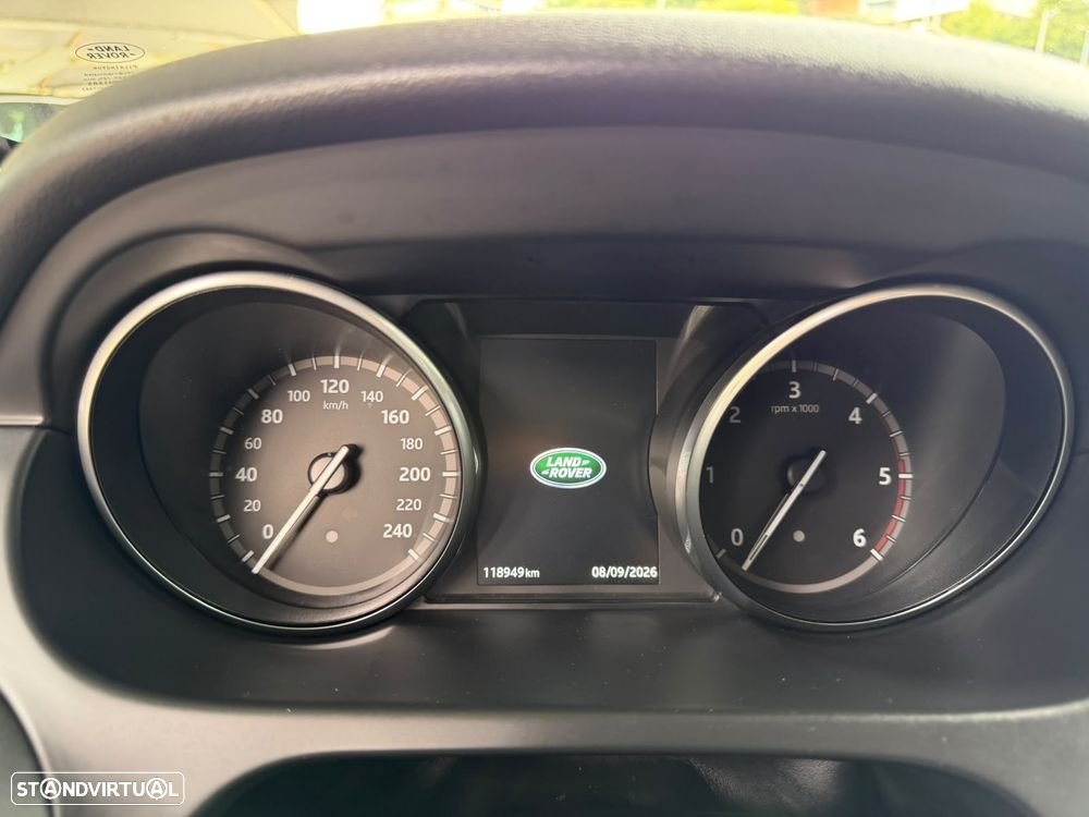 Land Rover Discovery Sport 2.0 eD4 HSE - 12