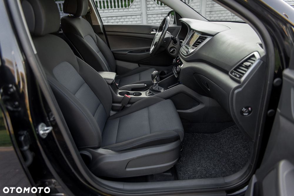 Hyundai Tucson 1.7 CRDI BlueDrive Comfort 2WD - 29