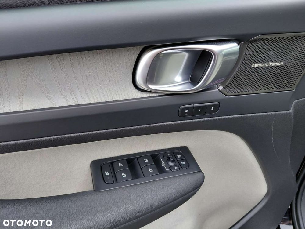 Volvo XC 40 - 12