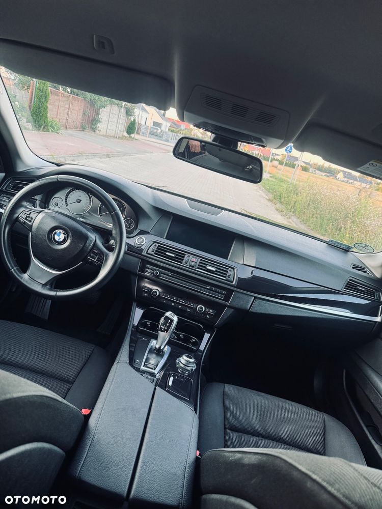 BMW Seria 5 520d - 6