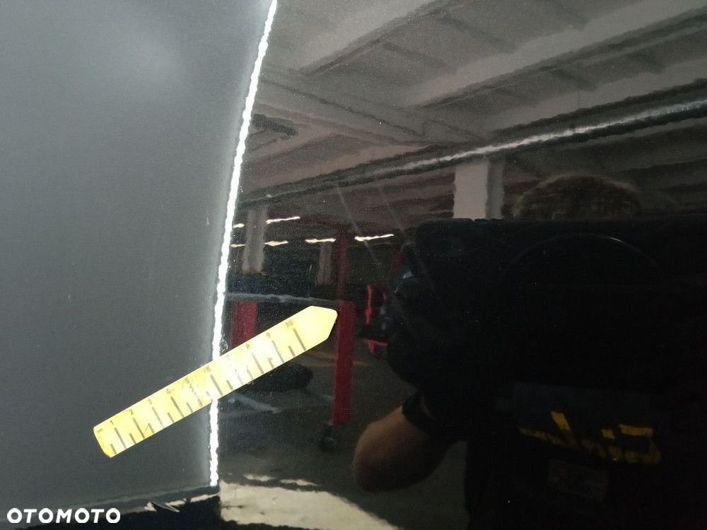 TOYOTA AVENSIS II HB DRZWI TYŁ LEWE TYLNE 209 - 5