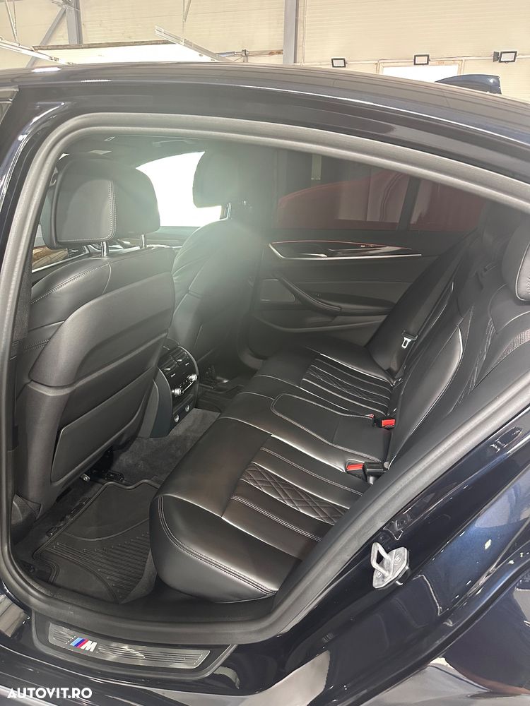 BMW Seria 5 540i xDrive Aut. Sport Line - 12