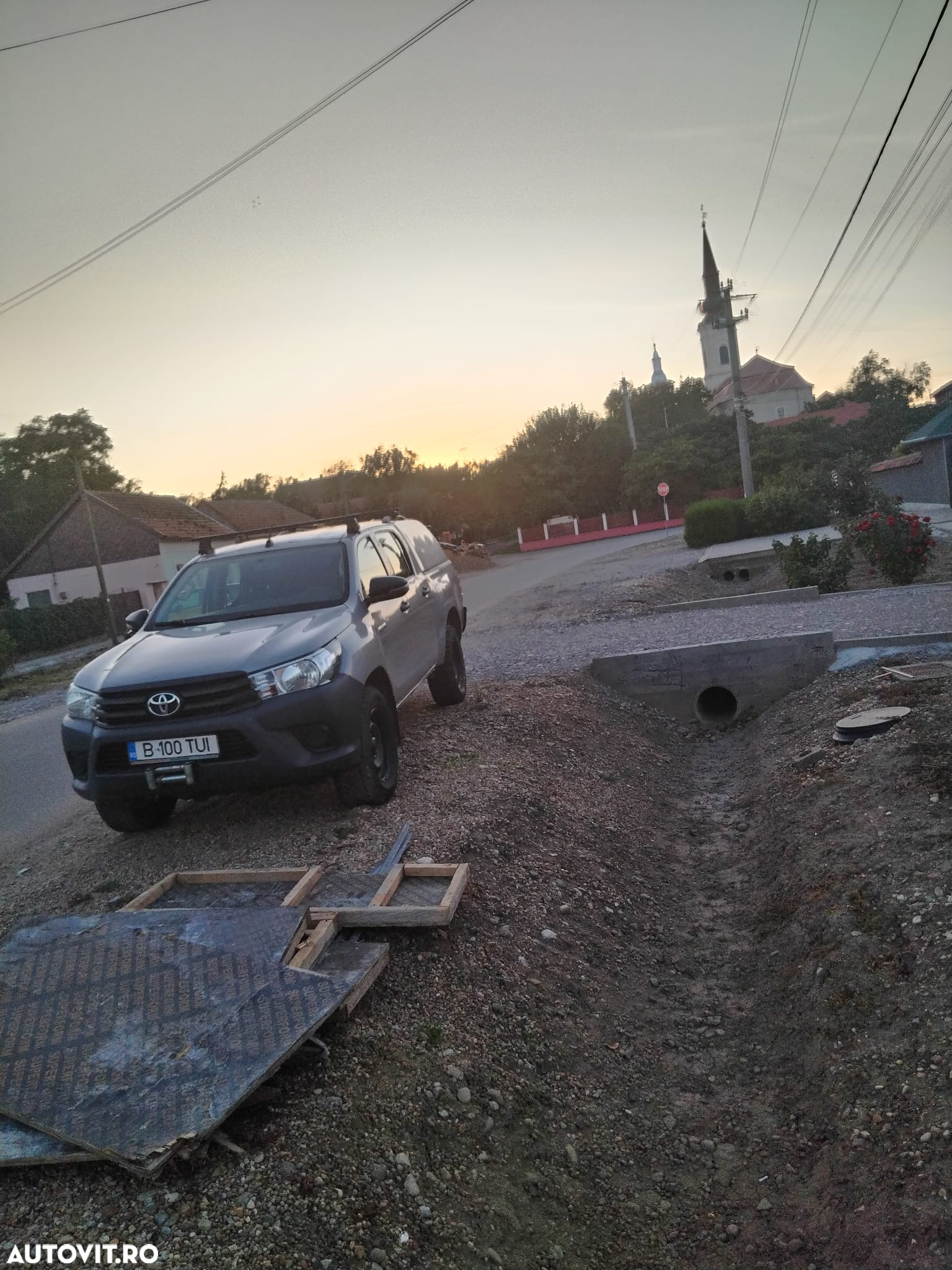 Toyota Hilux 4x4 Double Cab M/T cu Safety Sense Comfort - 16