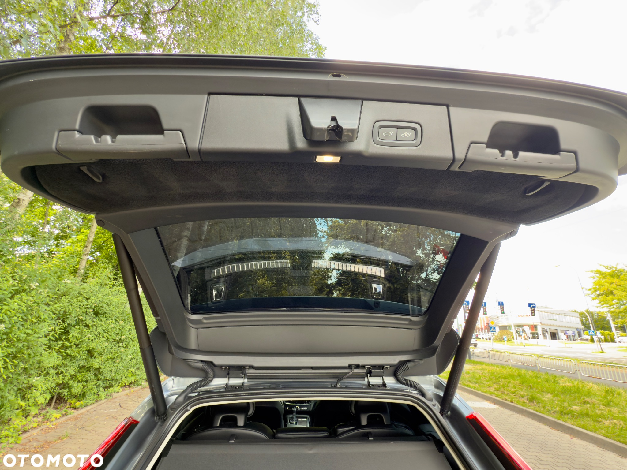 Volvo V90 D5 AWD Geartronic Inscription - 29