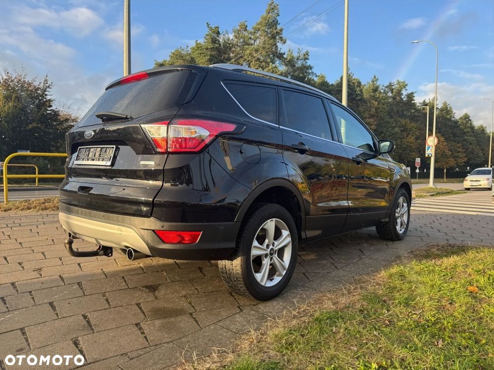 Ford Kuga 1.5 EcoBoost 2x4 Titanium - 8