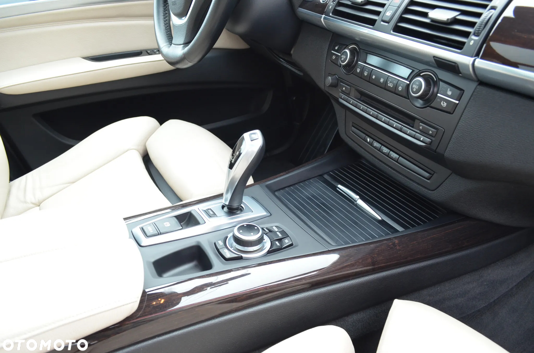BMW X5 xDrive30d - 16