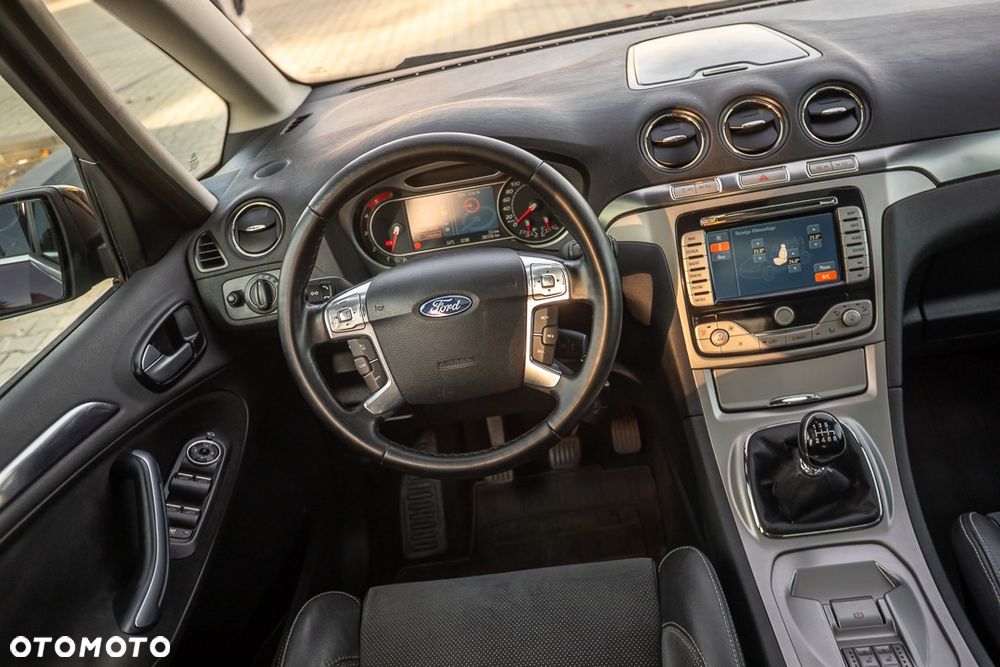 Ford Galaxy 2.2 TDCi Platinium X (Titanium) - 17