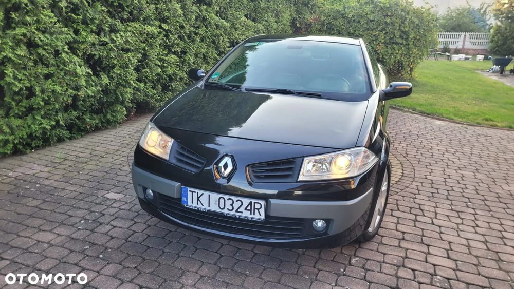 Renault Megane 1.6 Emotion - 1