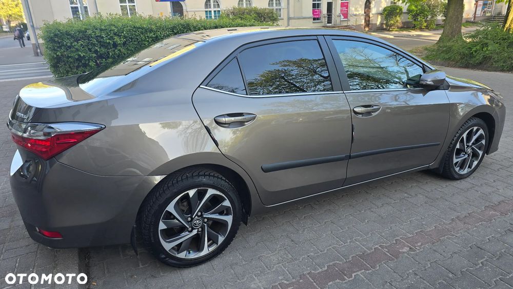 Toyota Corolla 1.6 Comfort - 7