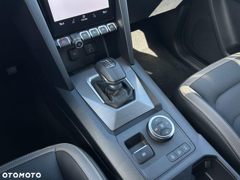 Volkswagen Amarok - 30