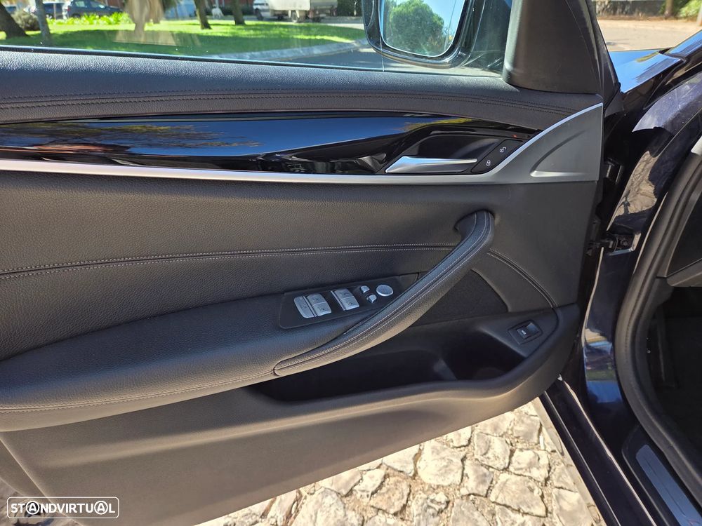 BMW 520 d Line Luxury Auto - 15