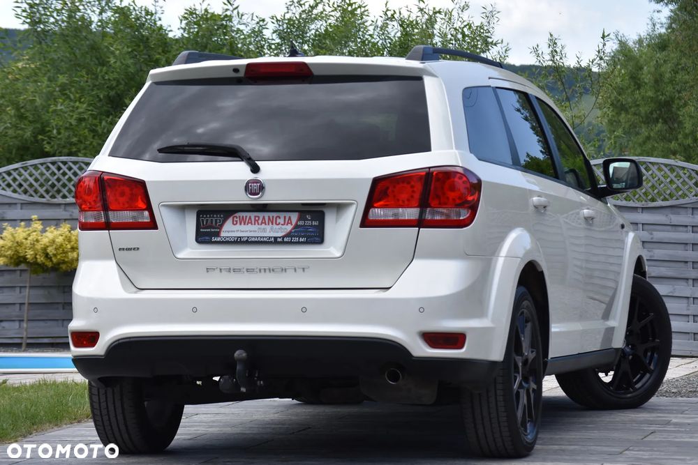 Fiat Freemont 2.0 Multijet 16V DPF Automatik Allrad Black Code - 17