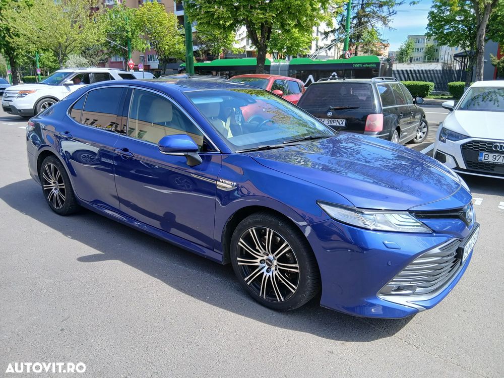 Toyota Camry Business Edition - 2