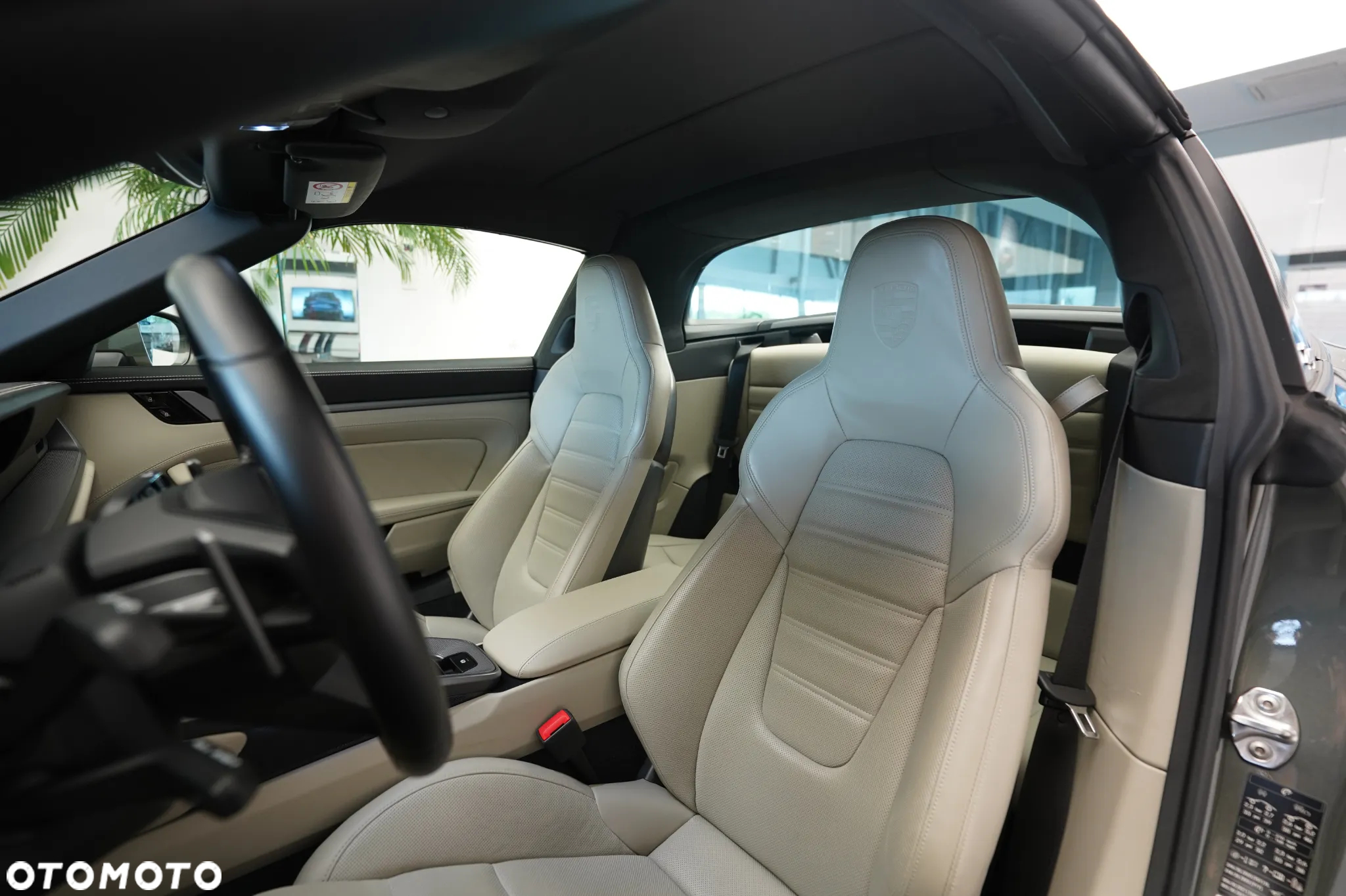 Porsche 911 Targa 4S - 11