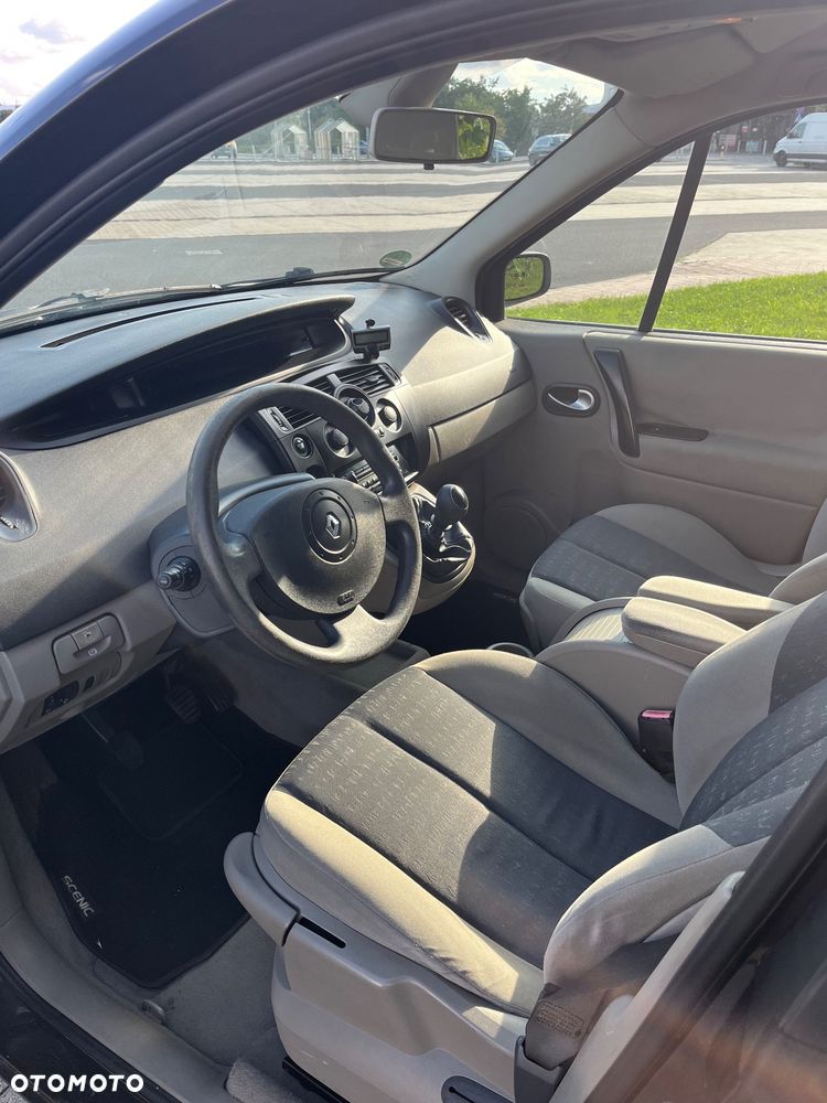 Renault Scenic 2.0 16V Expression - 5