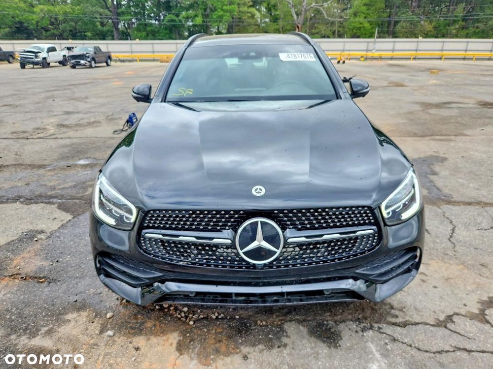 Mercedes-Benz GLC 300 4Matic 9G-TRONIC Edition AMG Line - 3