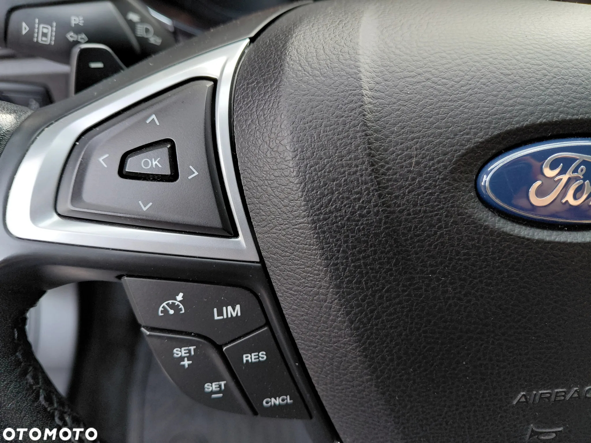 Ford Mondeo 2.0 TDCi Bi-Turbo Titanium PowerShift - 20