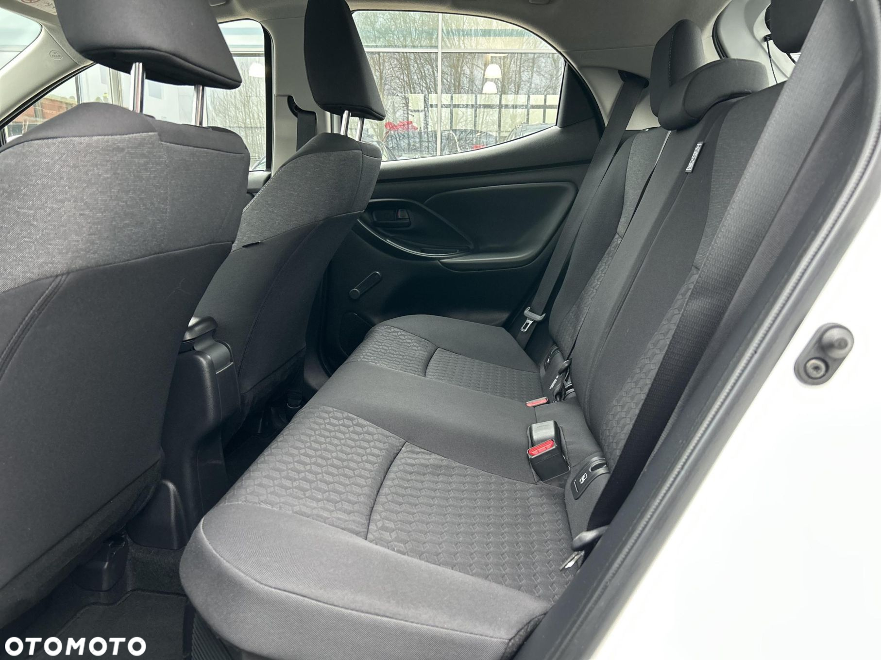 Toyota Yaris - 14