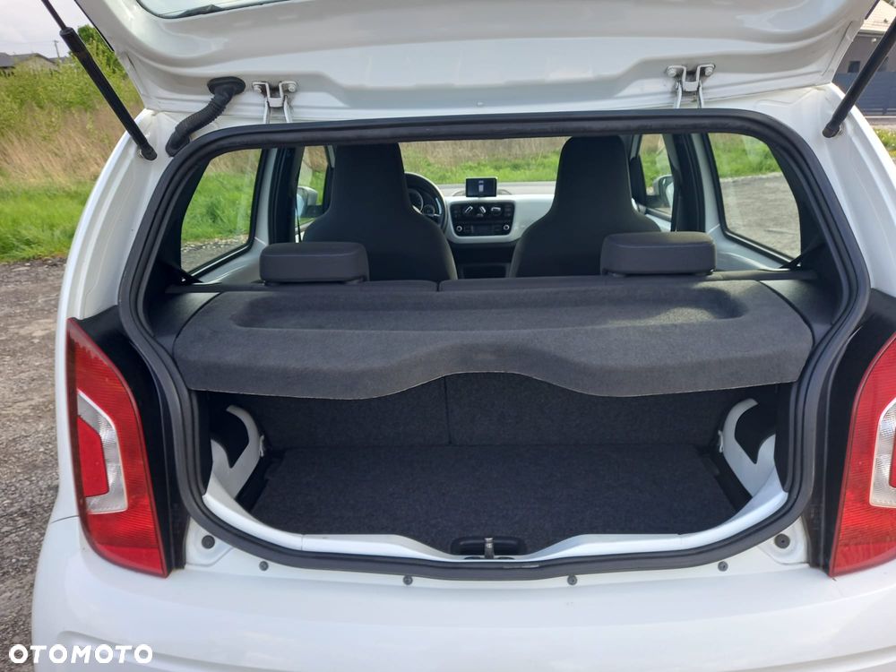 Volkswagen up! club - 6