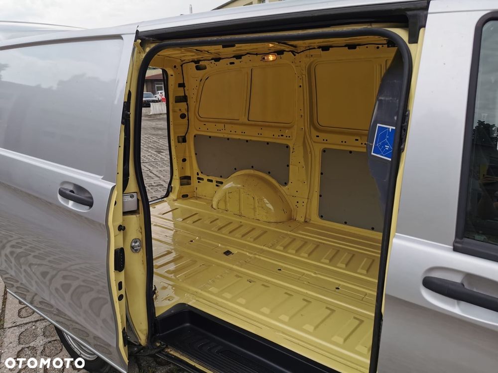 Mercedes-Benz Vito Tourer Lang EDITION - 17