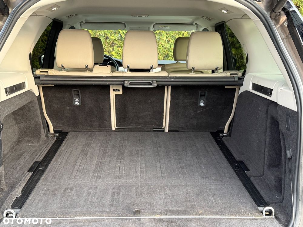 Land Rover Discovery - 10