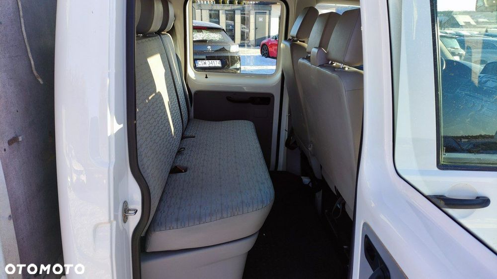 Volkswagen Transporter - 7