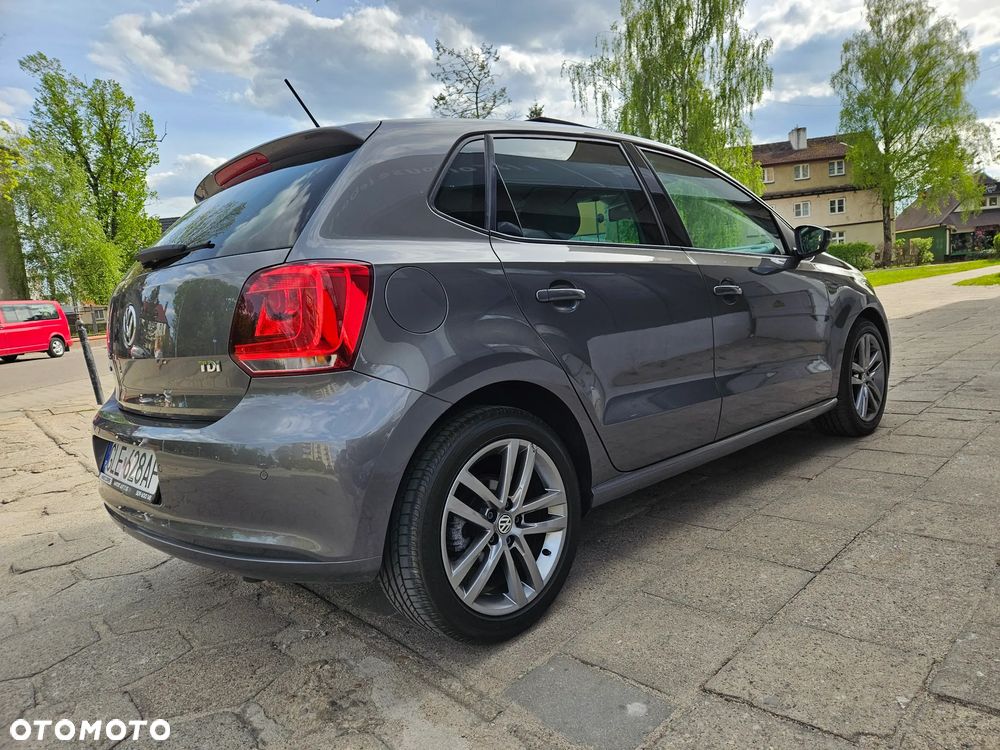 Volkswagen Polo 1.6 TDI DSG Highline - 28