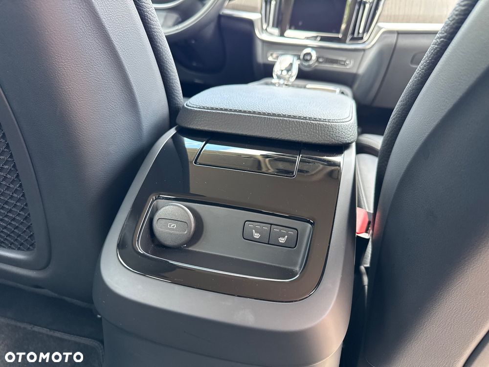 Volvo V90 T6 Recharge AWD Geartronic Inscription - 31