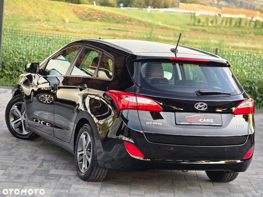 Hyundai i30 Kombi 1.6 GDi DCT Premium - 15