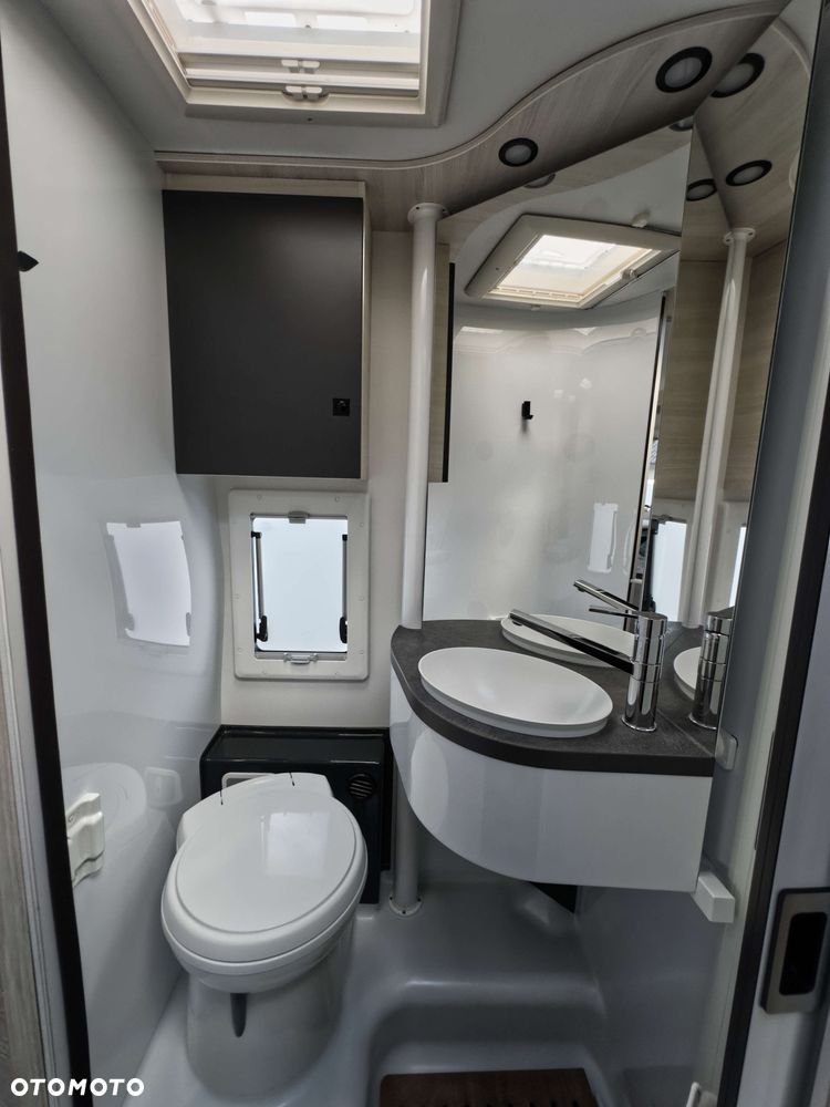 Ford Chausson 627 GA Titanium Ultimate - 18