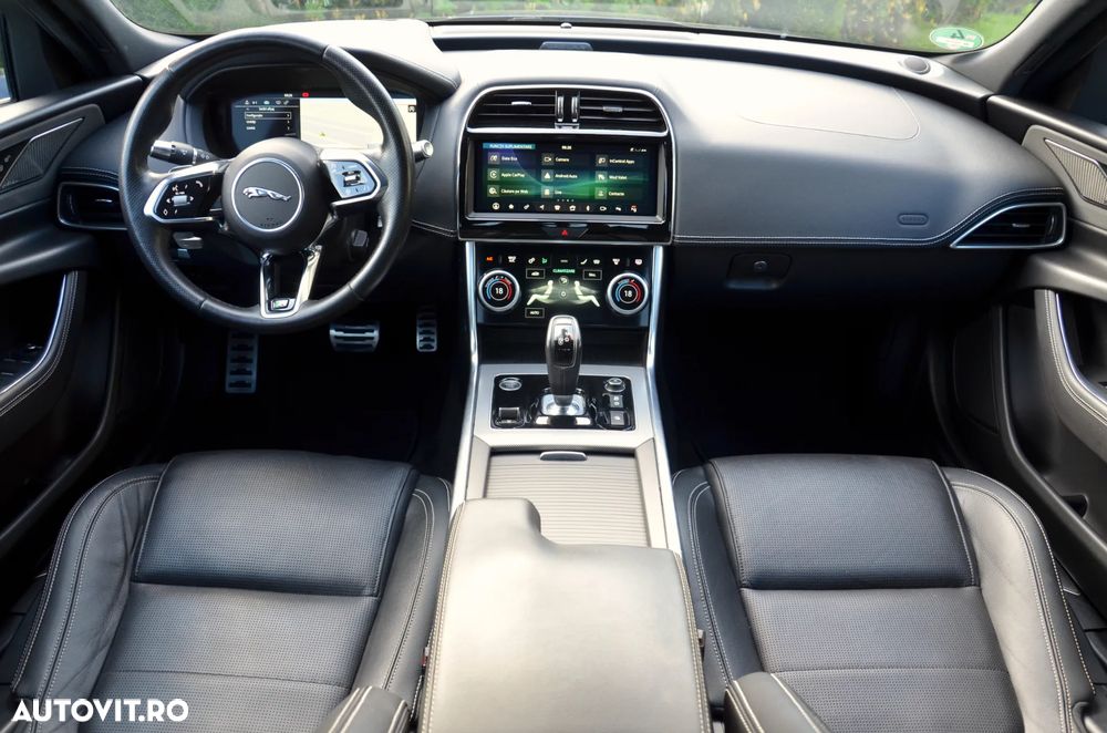 Jaguar XE D200 Aut. R-Dynamic HSE - 27