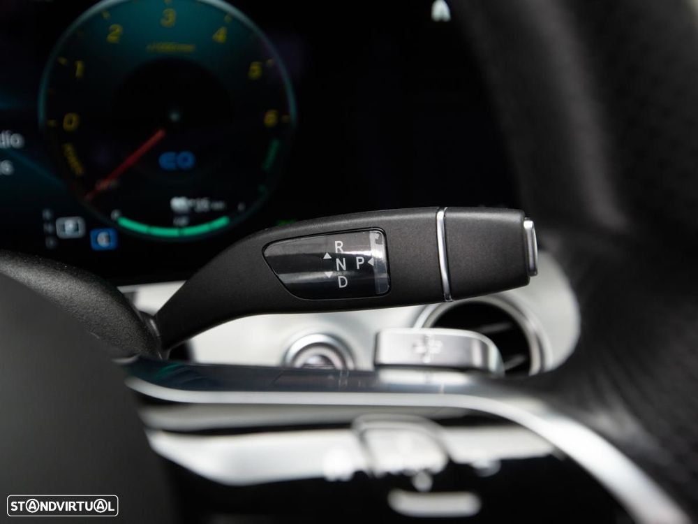 Mercedes-Benz E 300 de 9G-TRONIC AMG Line - 20