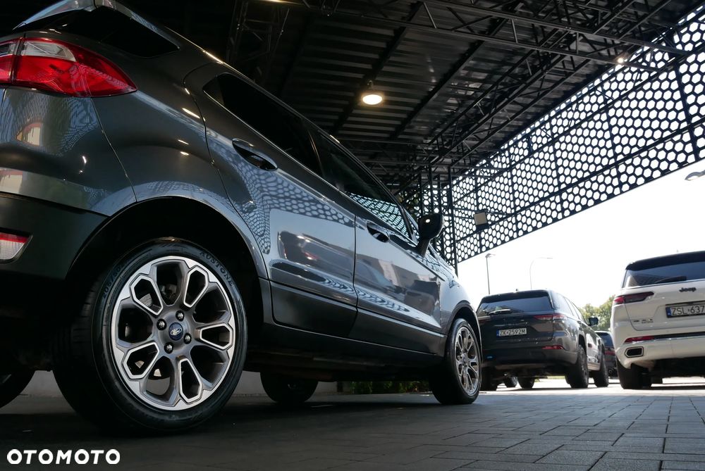 Ford EcoSport - 35