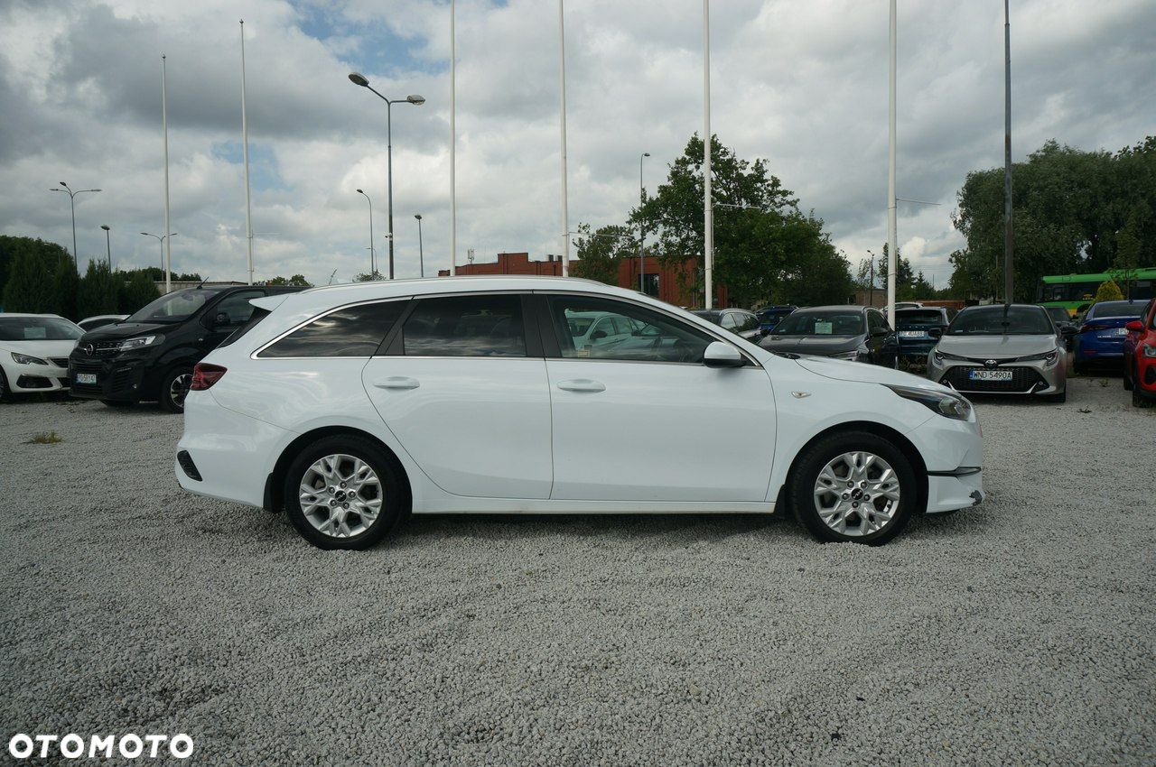 Kia Ceed 1.5 T-GDI M - 5