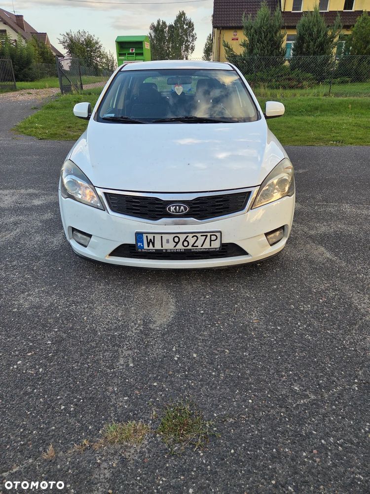 Kia Ceed 1.6 Crdi Comfort - 4
