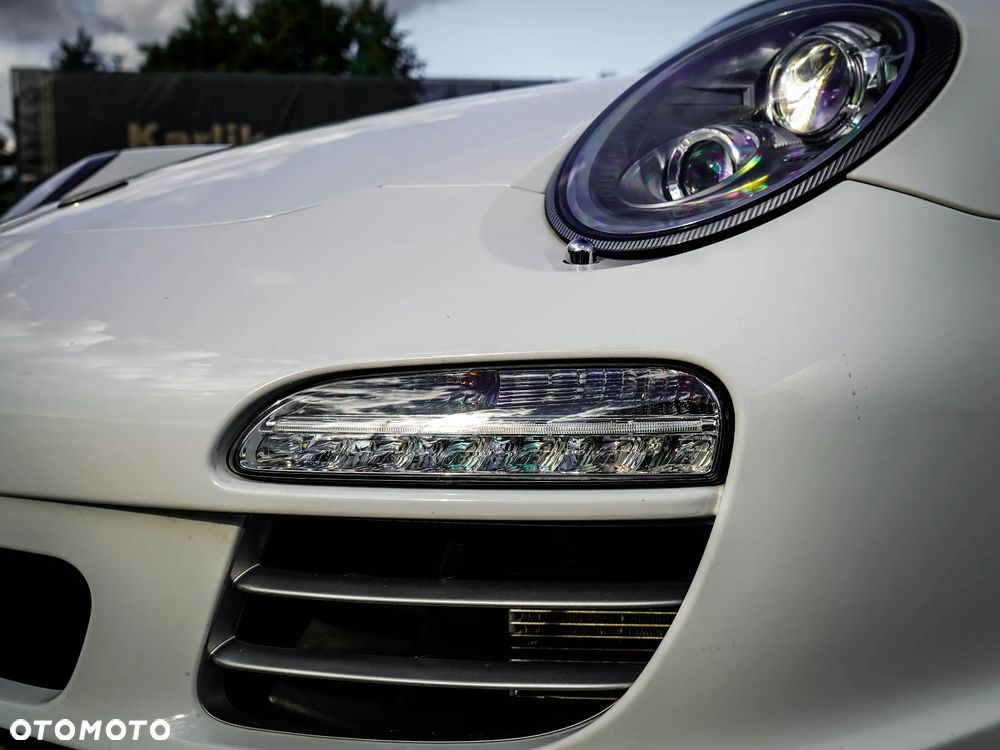 Porsche 911 - 9