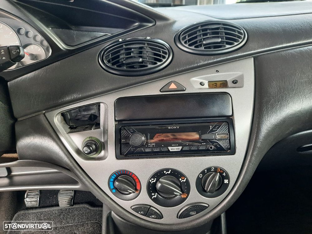 Ford Focus 1.8 TDCi Trend - 8